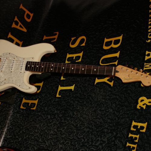 Fender mex deluxe stratocaster**SOLD | Amp Guitars, Macclesfield