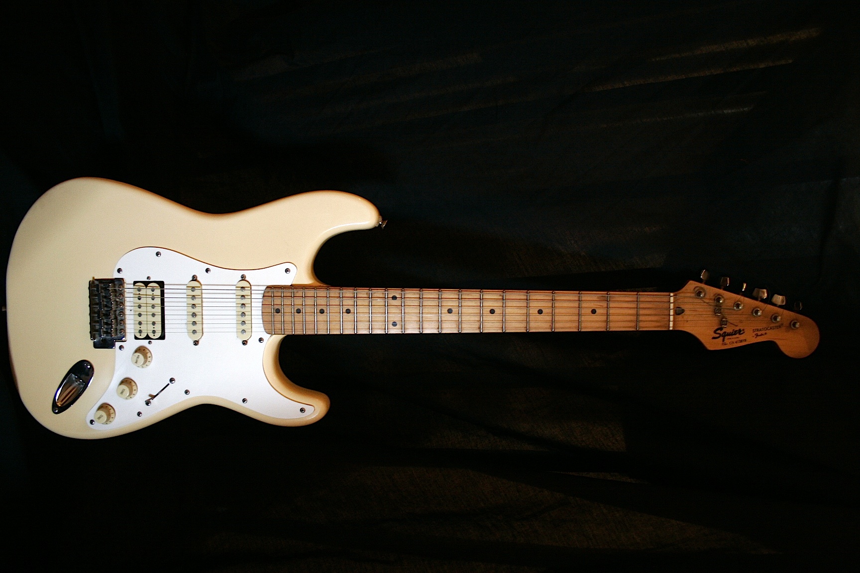 squier stratocaster serial numbers
