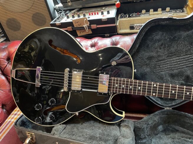 Gibson ES135 Ebony 2002**SOLD - Image 3
