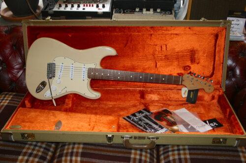 Fender 2002 USA Highway One Stratocaster Honey Blond**SOLD