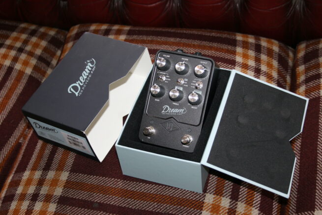 Universal Audio Dream '65 Deluxe Reverb Pedal**SOLD