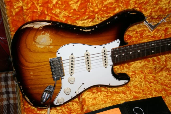 Fender 2019 Custom Shop relic '59 Stratocaster - Image 4