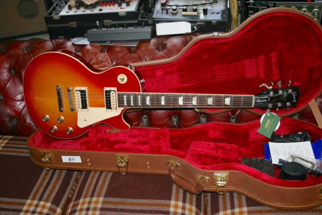 Gibson 2020 Les Paul Classic Cherry Burst