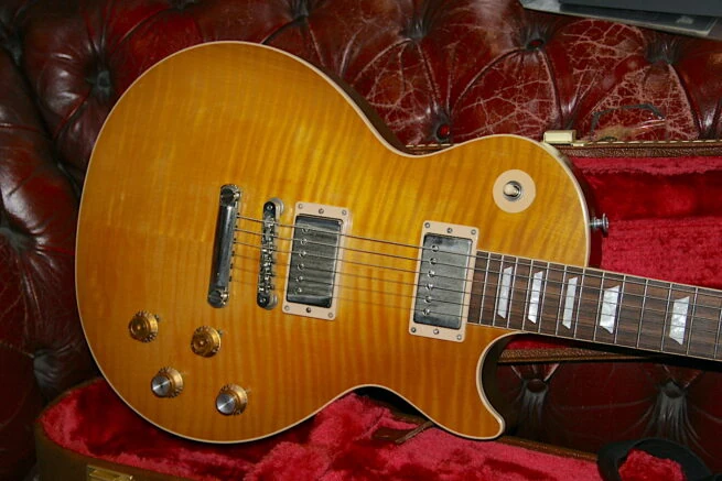 Gibson 2022 'Greeny' Les Paul Kirk Hammett - Image 2