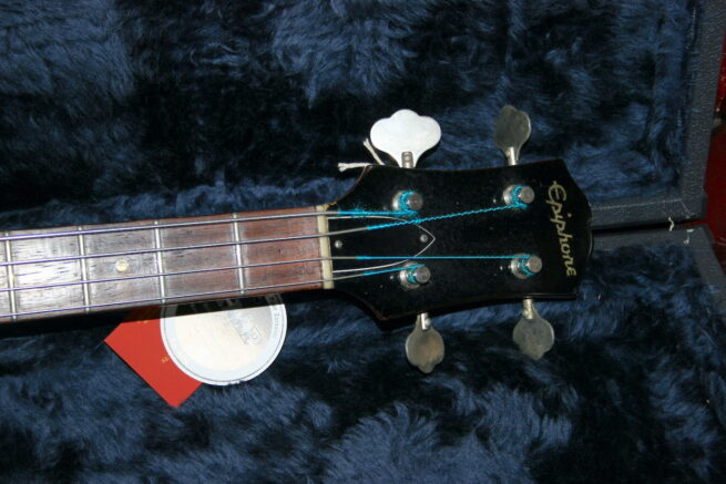 Epiphone 1962 Newport Solid Body Bass - Image 3