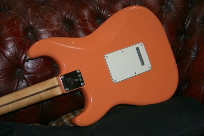 Fender Player Series Stratocaster Ltd Pacific Peach - Image 4