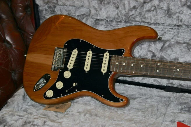 Fender 2021 American Professional Stratocaster II Roasted Pine - Image 2