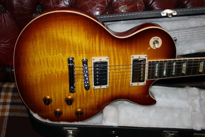 Gibson 2010 Les Paul Standard Iced Tea Burst - Image 4