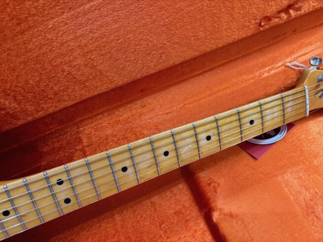 Fender 2007 AVRI '52 Telecaster Butterscotch - Image 4