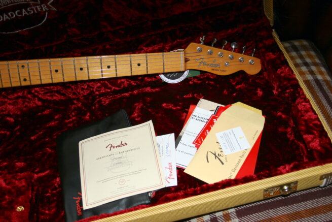 Fender 2019 70th Anniversary Broadcaster - Image 2