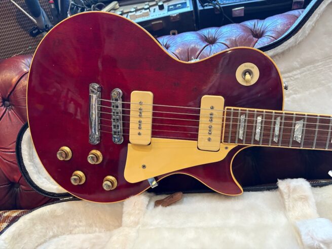 Gibson 1980 Les Paul Deluxe Wine Red - Image 2