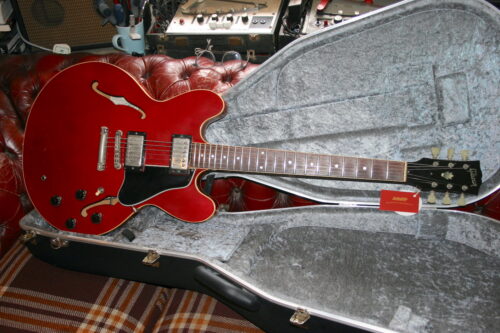 Gibson 1981 ES335 Dot, Cherry