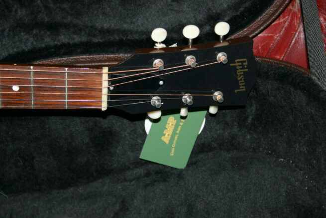 Gibson 2019 J45 ADJ Custom Shop, Natural - Image 3