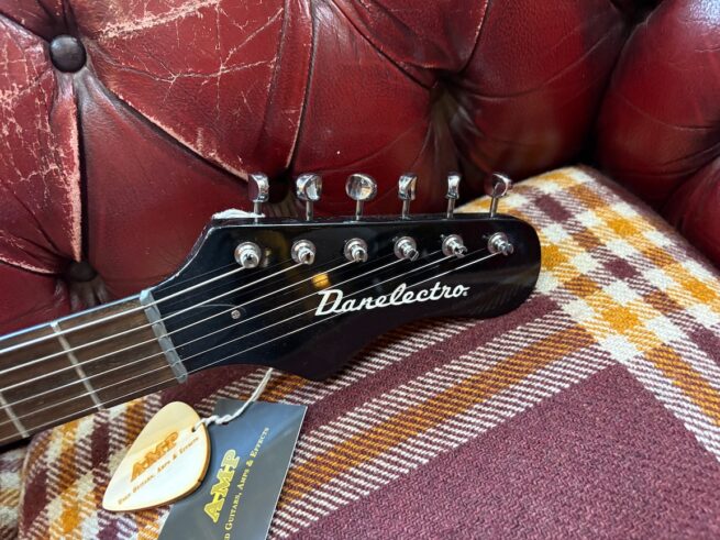 Danelectro '67 Limo Black 1st Reissue Korean - Image 3