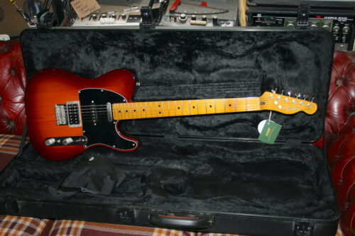 Fender 2014 Modern Player Telecaster HSS Honeyburst