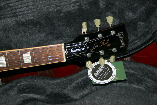 Gibson 2007 Les Paul Standard Heritage Cherry Burst - Image 3