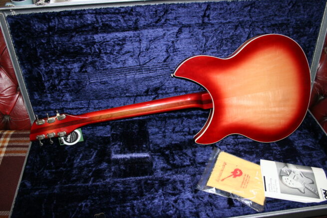 Rickenbacker 1995 V64/6 360 Fireglo - Image 6
