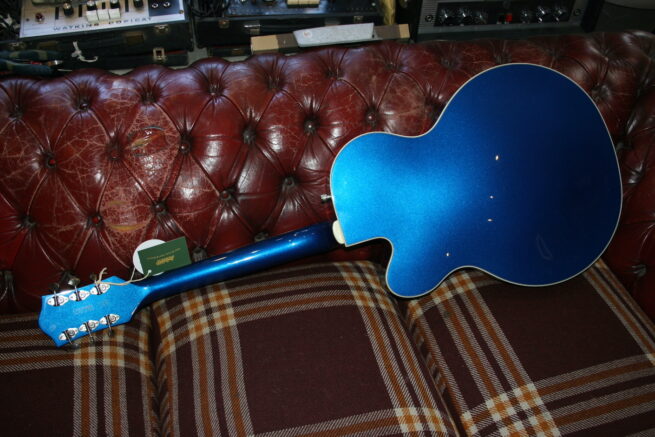 Gretsch G5420T Azure Metallic - Image 4