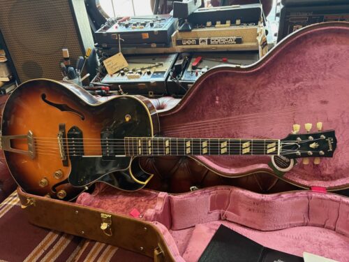 Gibson 2015 ES-175D Memphis VOS VS Jim Dickenson Burst 1954 RI