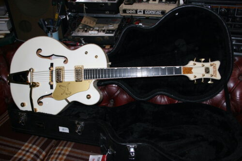 Gretsch White Falcon 2013 G6136T**SOLD