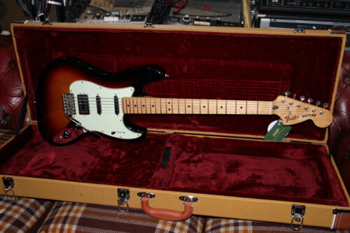 Fender 2018 Alternate Reality Sixty-Six Sunburst