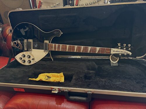 Rickenbacker 2021 620/6 Jetglo