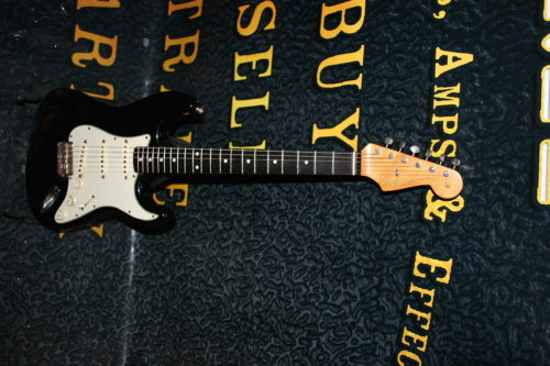 Fender 2001 mex stratocaster**SOLD